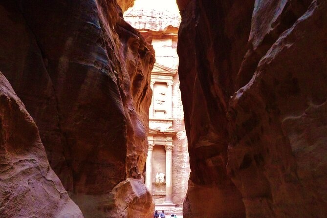 1 Day Tour to Petra From Eilat - Obelisk Tomb, Inscriptions, Treasury, and Theater