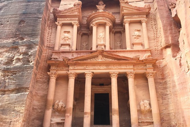 2 Day Tour to Petra and Wadi Rum from Tel Aviv - The essential facts at a glance
