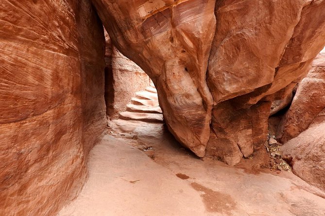 2 Day Tour to Petra and Wadi Rum from Tel Aviv - Wadi Rum after the heat of the day
