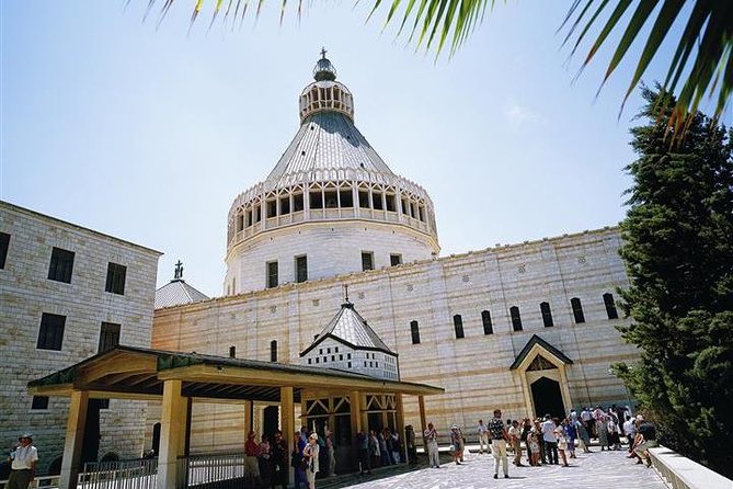 8-Night Israel Tour from Tel Aviv: Jerusalem, Dead Sea, Bethlehem, Nazareth, Northern Israel and Petra - The Old City and Jerusalem’s best street food stop