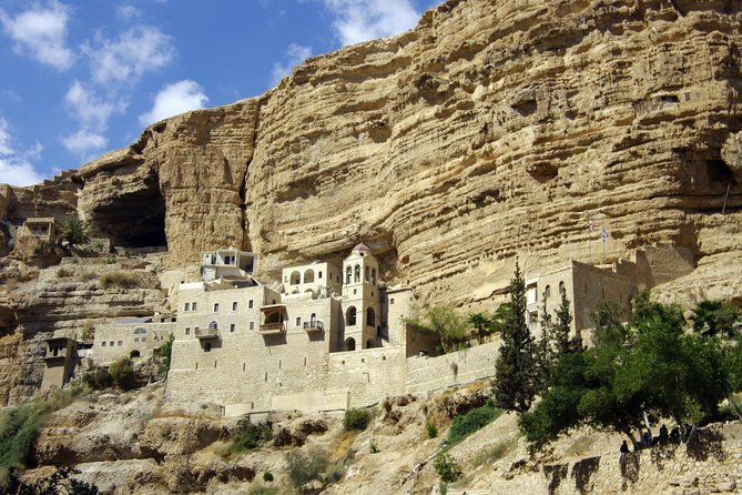 Bethlehem, Jericho, and Qasr El Yahud Day Trip from Tel Aviv - Crossing the Judean Desert toward Jericho