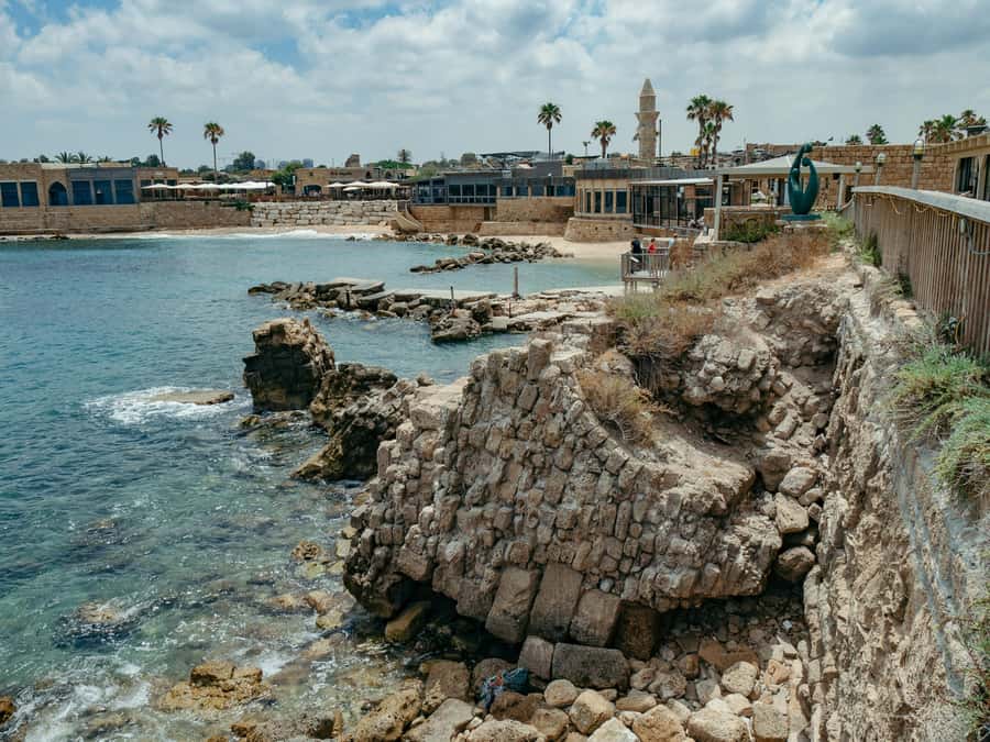 Caesarea, Haifa & Akko Day Trip from Jerusalem - The coach ride and group rhythm