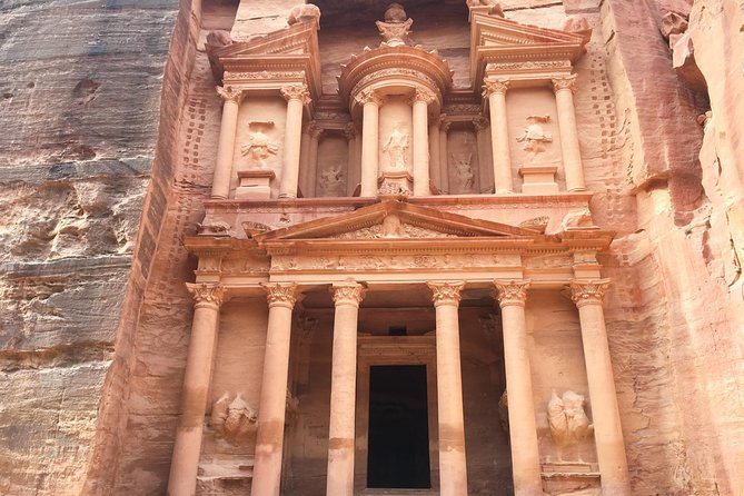 Day tour to Petra from Jerusalem - The Jordanian drive to Petra