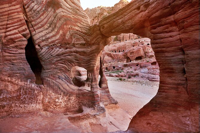 Day tour to Petra from Jerusalem - Free time, lunch, and the walk back