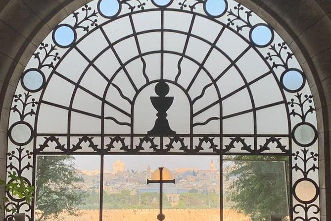 Explore Jerusalem's Old City - The Via Dolorosa and Lina’s hummus make a natural break