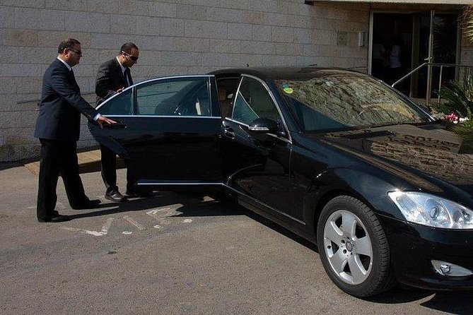 Fast Track VIP Service at TLV Ben Gurion airport in Tel Aviv, Israel - Communication Matters More Than the Fast Lane