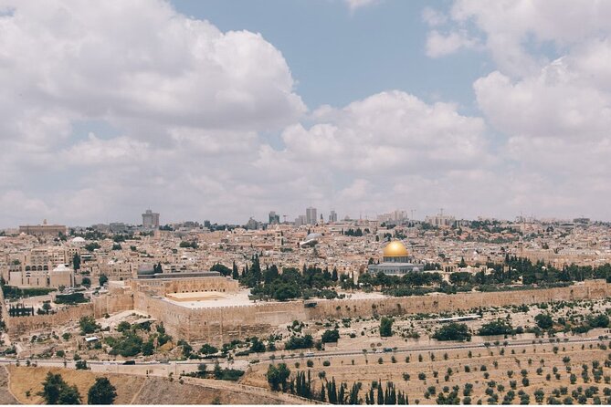 Full Day Private Christian Tour in Jerusalem with Tour Guide - The Mount of Olives view puts Jerusalem in context