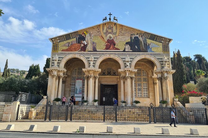 In The Footsteps of Jesus Day Tour - Dguide Self Guiding App - The Tomb of the Virgin Mary in the Kidron Valley