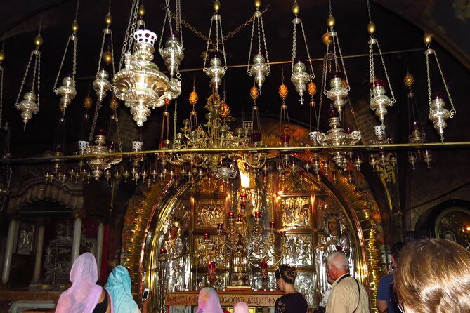 Jerusalem Full Day Tour INCLUDING ENTRANCE FEES - Yad Vashem asks for quiet attention