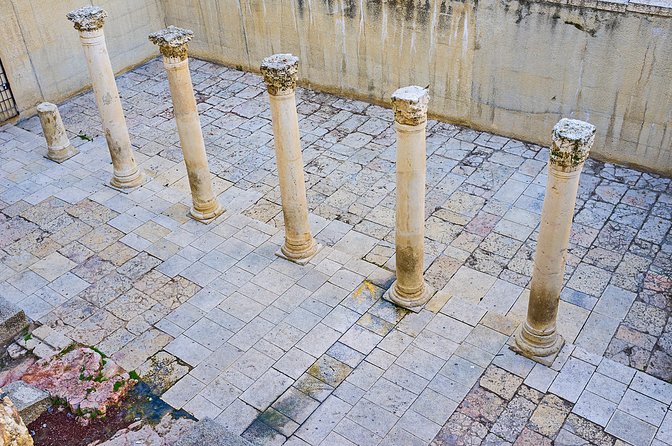 Jerusalem Half-Day Tour from Tel Aviv: Holy Sepulchre and Western Wall - Church of the Holy Sepulchre