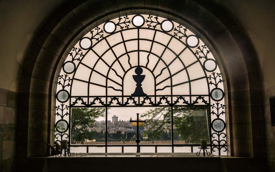 Jerusalem: Mount of Olives Guided Tour - Meeting at Jaffa Gate and riding to the summit