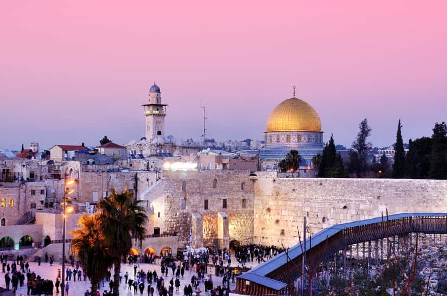 Jerusalem of 3 Religions in Russian - Three quarters, three different points of view