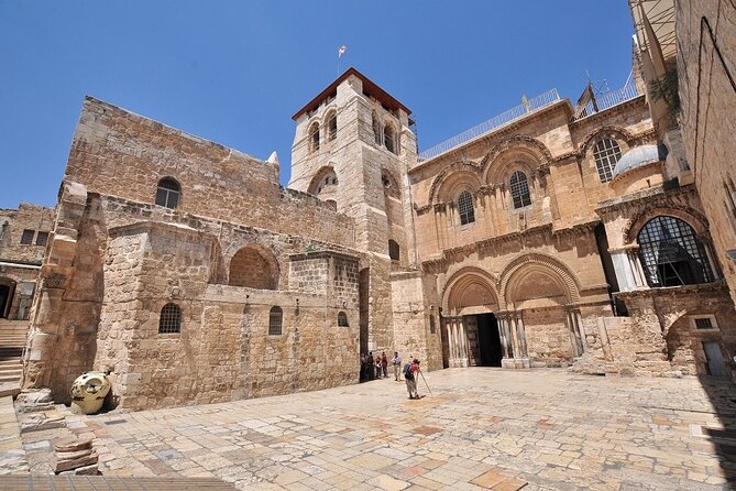 Jerusalem Old City & Mount Zion from Tel Aviv - The Jewish Quarter and the Byzantine Cardo