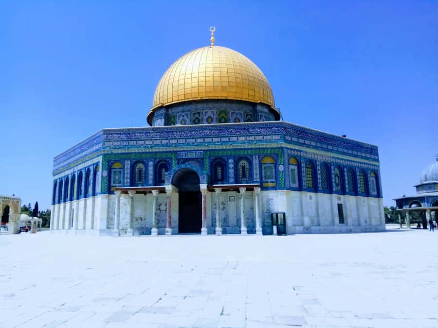 Jerusalem: Old City Private Walking Tour of Religious Sites - The guides make the private format worthwhile