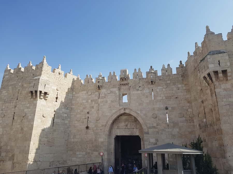Jerusalem: Old City Walking Tour with Private Option - The Christian Quarter and Church of the Holy Sepulcher