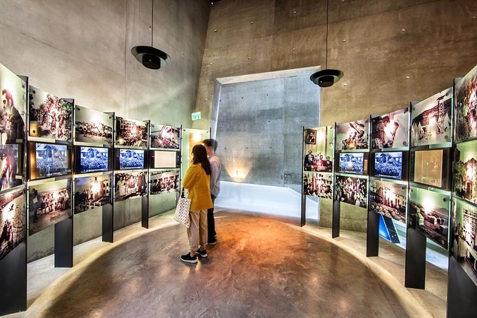 Jerusalem Yad Vashem Holocaust History Museum Tour - Why the official guide is worth the $12