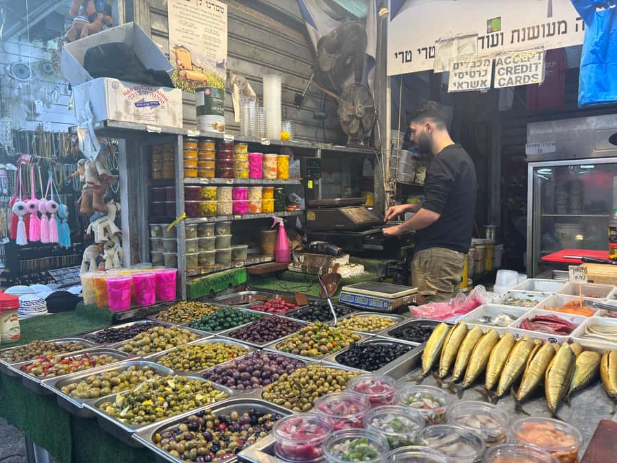 Market Mosaic: A Gastronomic Exploration of Carmel Treasures - Starting at Allenby Street and Finding Your Bearings