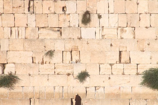 Old and New Jerusalem Full-Day Tour - Entering the Old City through its historic quarters