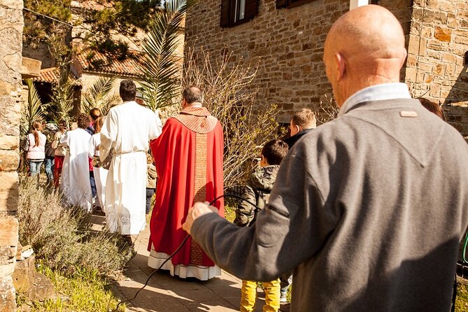 Palm Sunday in Jerusalem: Mass at Bethpage and Via Dolorosa Procession - Starting with Mass at Bethpage on the Mount of Olives