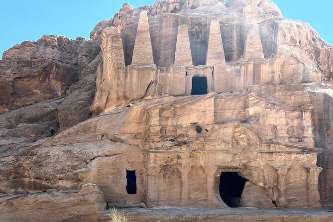 Petra 1-Day Tour from Eilat + FREE Traditional Lunch - The included Jordanian lunch