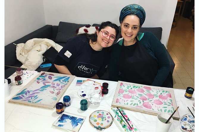 Private Silk Wall Hanging Painting Workshop in Jerusalem - Painting the 30x40 cm wall hanging
