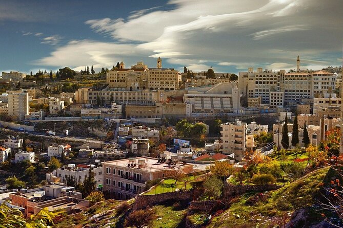 Private Tour Bethlehem and the Dead Sea - The guide setup and private pace