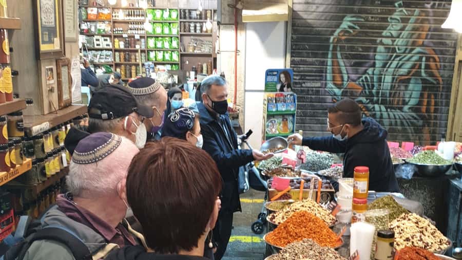 Private Tour to the Culinary World of Jerusalem Market - Six to eight tastings across the Jewish world