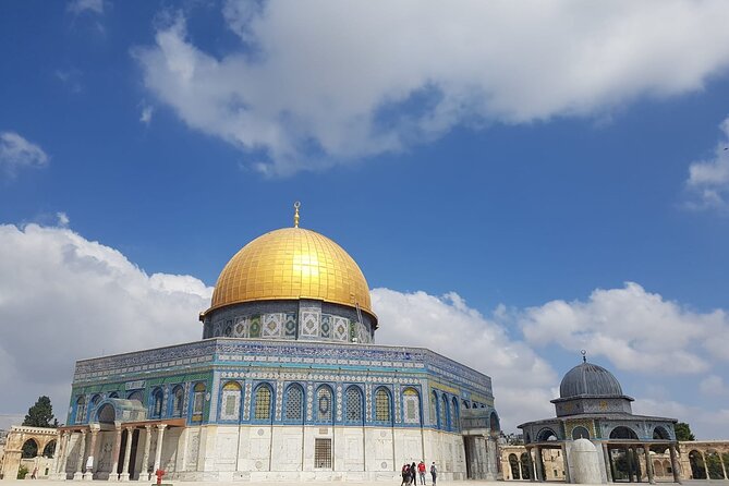 Private Walking Tour in the Old City of Jerusalem - The Muslim Quarter and its authentic market