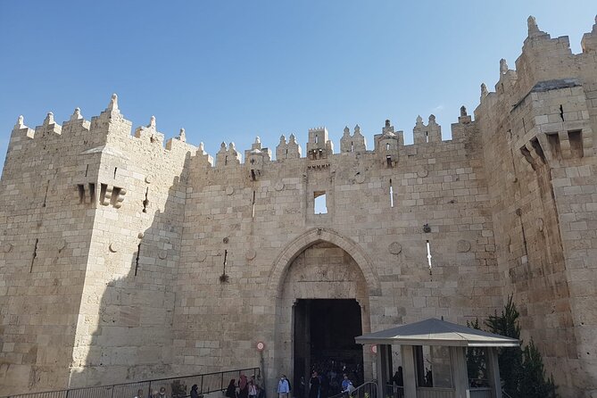 Private Walking Tour in the Old City of Jerusalem - The Christian Quarter and Church of the Holy Sepulchre