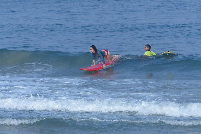 Professional Surfing lessons in the heart of Tel Aviv - What makes this Tel Aviv surf lesson appealing