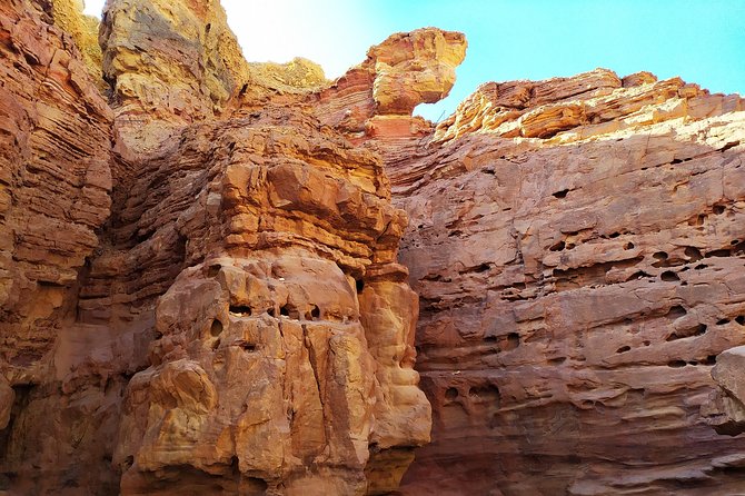Red canyon jeep tour in Eilat - Mount Yoash and the four-country view