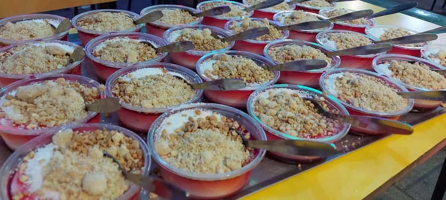 Tel Aviv: 2-Hour Jaffa Flea Market Tour with Tastings - Middle Eastern pastries and the sweeter side of the route