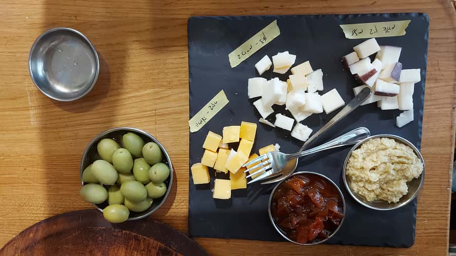 Tel Aviv: 2-Hour Jaffa Flea Market Tour with Tastings - Meeting at the Jaffa Tourist Information Center