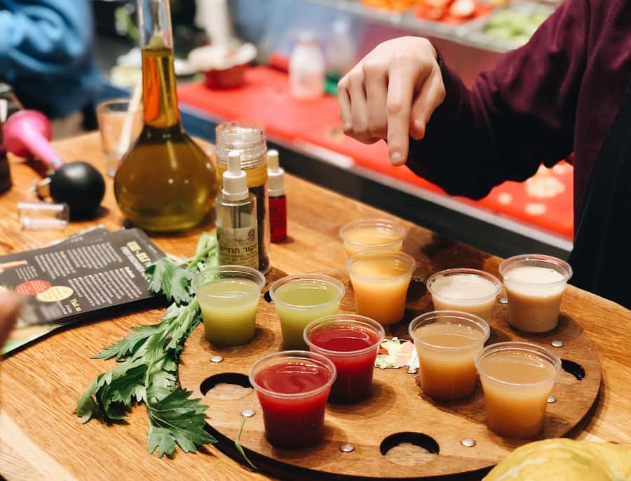 Tel Aviv: Carmel Market & Tel Aviv Tour with Tastings - Who will enjoy this four-hour route
