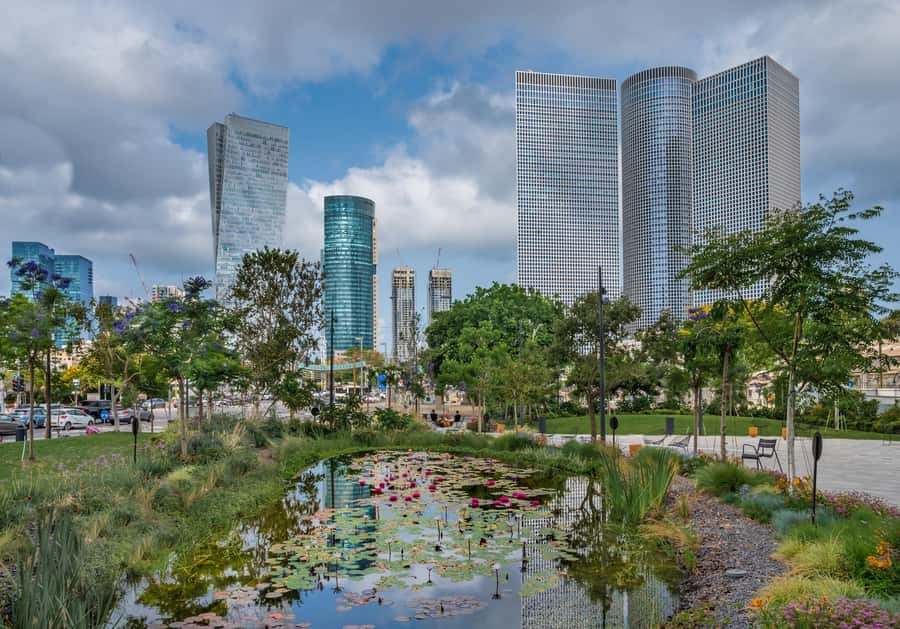 Tel Aviv: Florentin Saturday Walking Tour - Starting at the Old Train Station and Park HaTachana