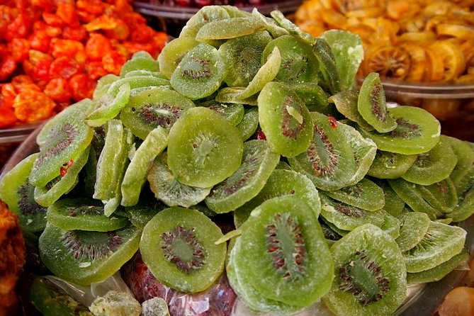 Tel Aviv Food Tour of the Carmel Market - Why the market feels more useful with a guide