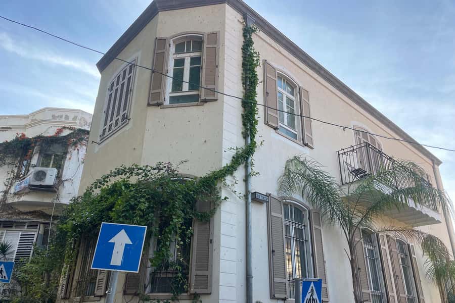 Tel Aviv: Neve Tzedek Cultural Walking Tour - What $47 buys you