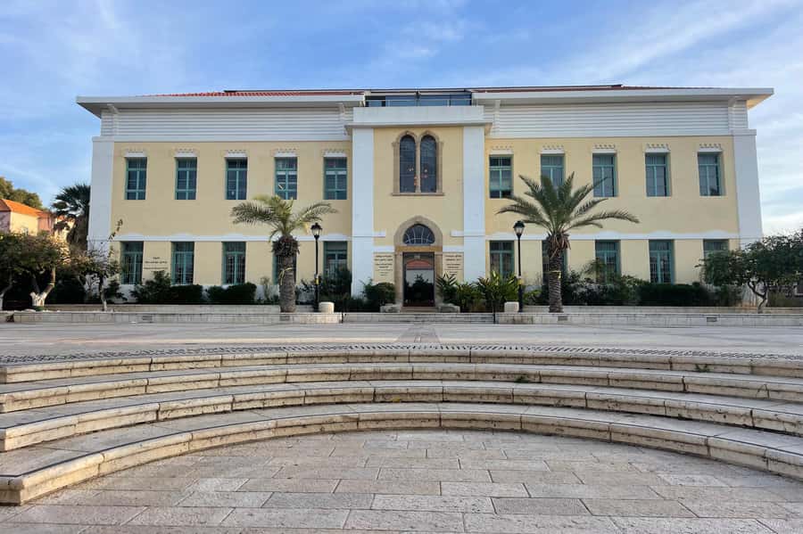 Tel Aviv: Neve Tzedek Cultural Walking Tour - Starting at 64 Shabazi Street