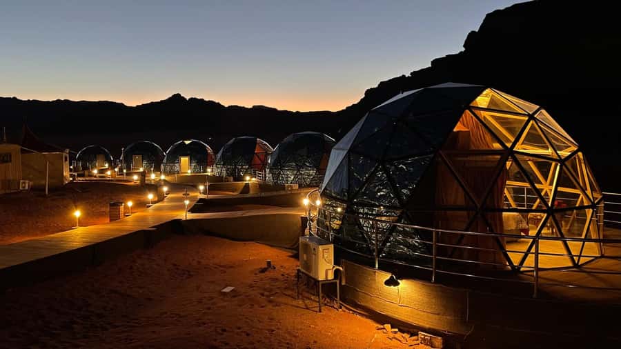 Tel Aviv: Petra & Wadi Rum 2-Day Glamping Trip with Flights - Key Points Before You Book