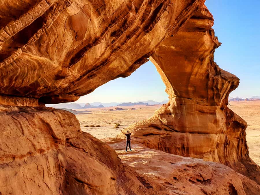 Tel Aviv: Petra & Wadi Rum 2-Day Glamping Trip with Flights - From Ben Gurion Airport to Jordan