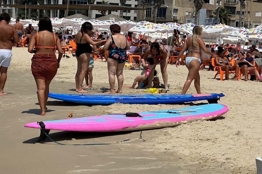 Tel Aviv: Professional Surfing Lessons at Beach Club TLV - What to bring and what to expect afterward