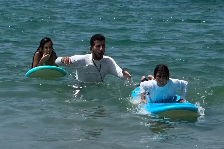 Tel Aviv: Professional Surfing Lessons at Beach Club TLV - What happens during the one-hour lesson