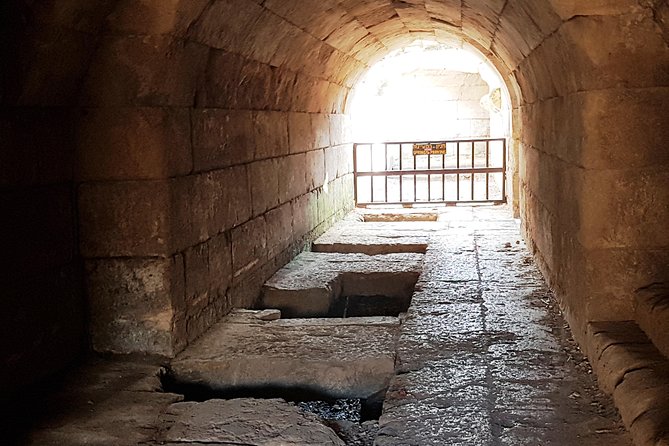 Tel Dan and Baniyas National Parks Private Tour - Nimrod Fortress: medieval walls above the Golan Heights