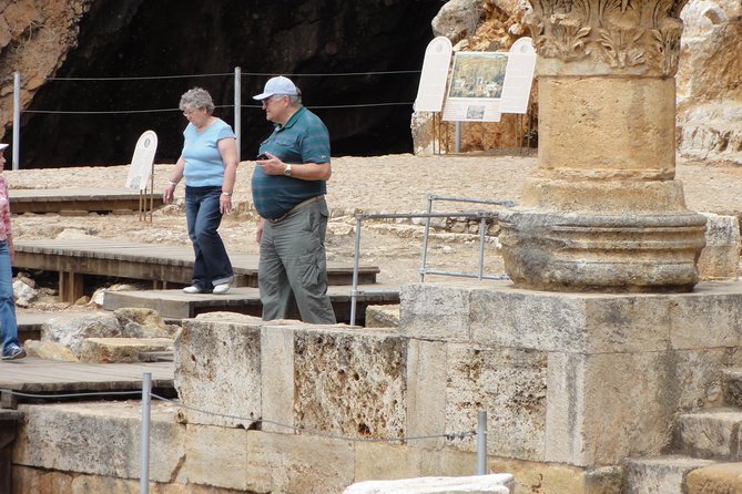 Tel Dan and Baniyas National Parks Private Tour - Leaving Tel Aviv in a comfortable SUV